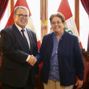 Congresista Lourdes Alcorta, titular de la Liga Parlamentaria de Amistad Perú-Turquía recibe la visita protocolar del embajador de Turquía en el país, Ali Riza Özcoskun. 