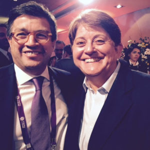 El Presidente del Banco Interamericano de Desarrollo y la congresista Lourdes Alcorta (Puerto Varas, 2016)