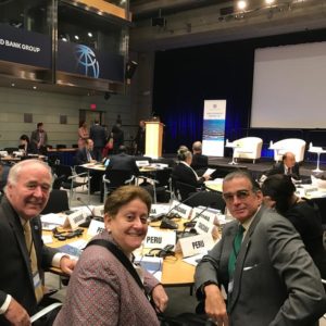 Conferencia Parlamentaria Mundial 2017 Organizada por la Red del Banco Mundial y el Fondo Monetario Internacional del 17 al 18 abril 2017 en Washington DC-EE.UU. Congresistas Lourdes Alcorta Suero, Pedro Olechea Álvarez Calderón  y Víctor Andrés Garcíua Belaunde